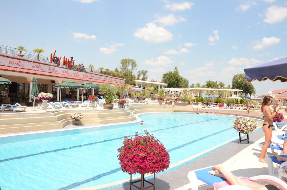 Vox Maris Grand Resort (Adults Only) Костинещи Екстериор снимка